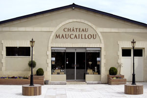 Gebäude Château Maucaillou La Boutique